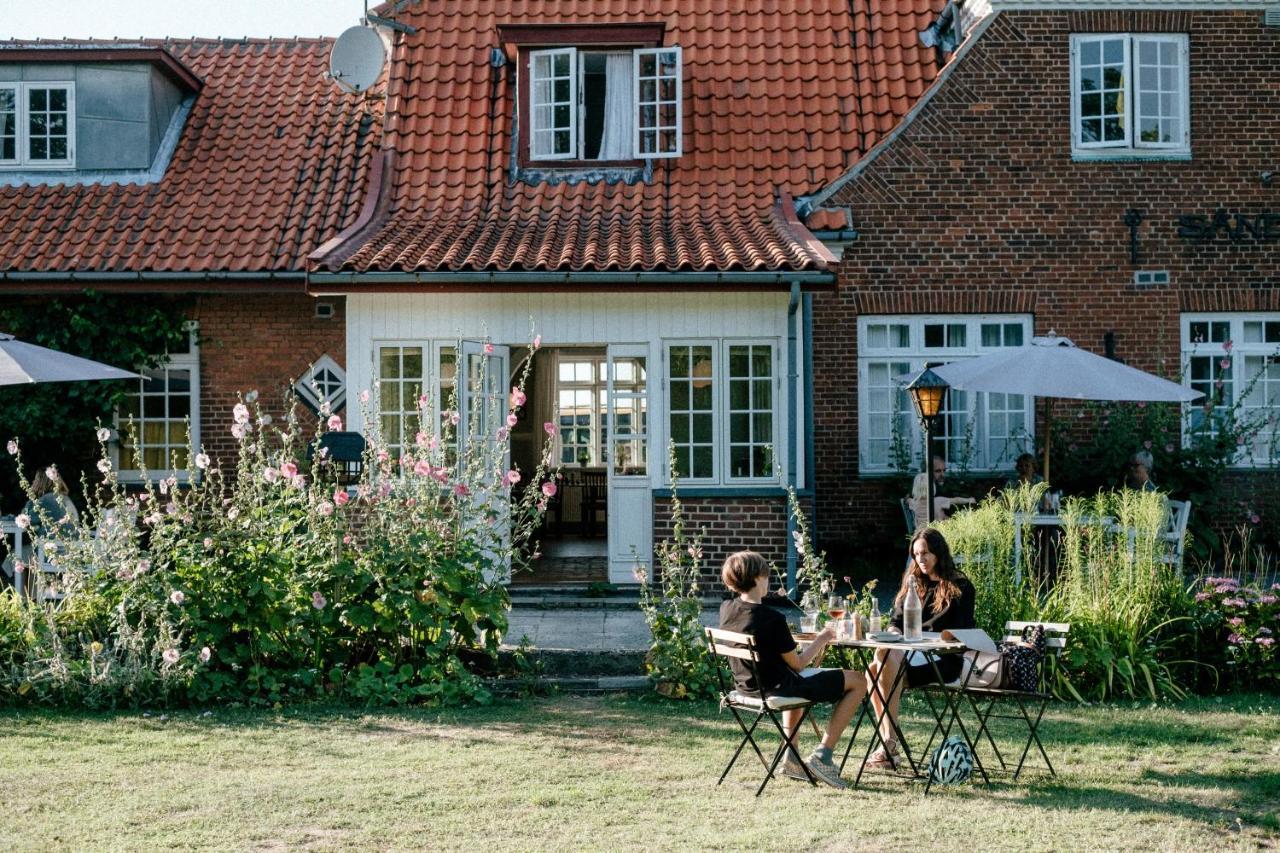 Langebjerg Pension & Spisested Allinge-Sandvig Exterior foto